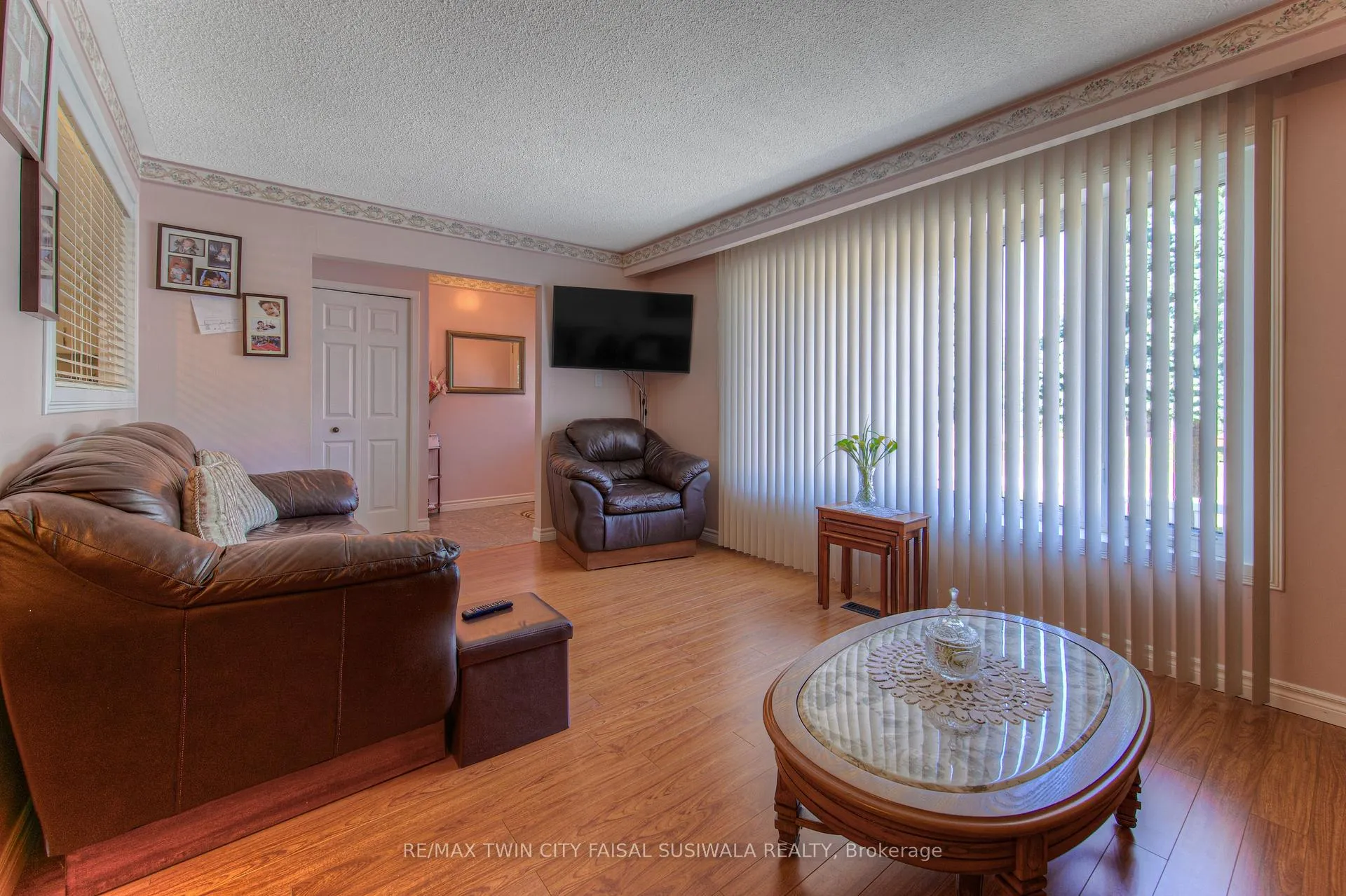 Photo 12 of 1227 Valentine Drive, Cambridge, Lang's Farm — HOMEH
