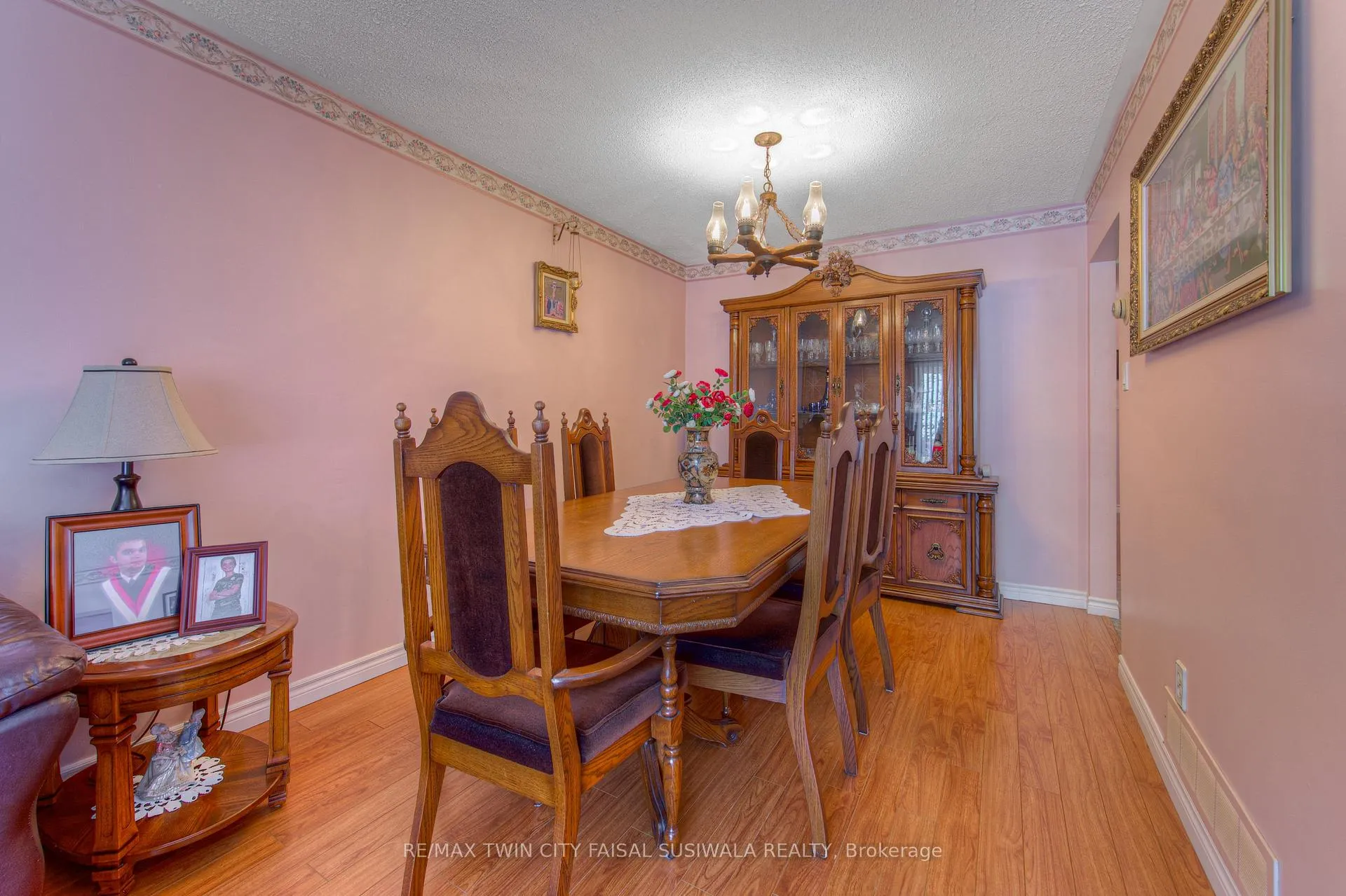 Photo 13 of 1227 Valentine Drive, Cambridge, Lang's Farm — HOMEH