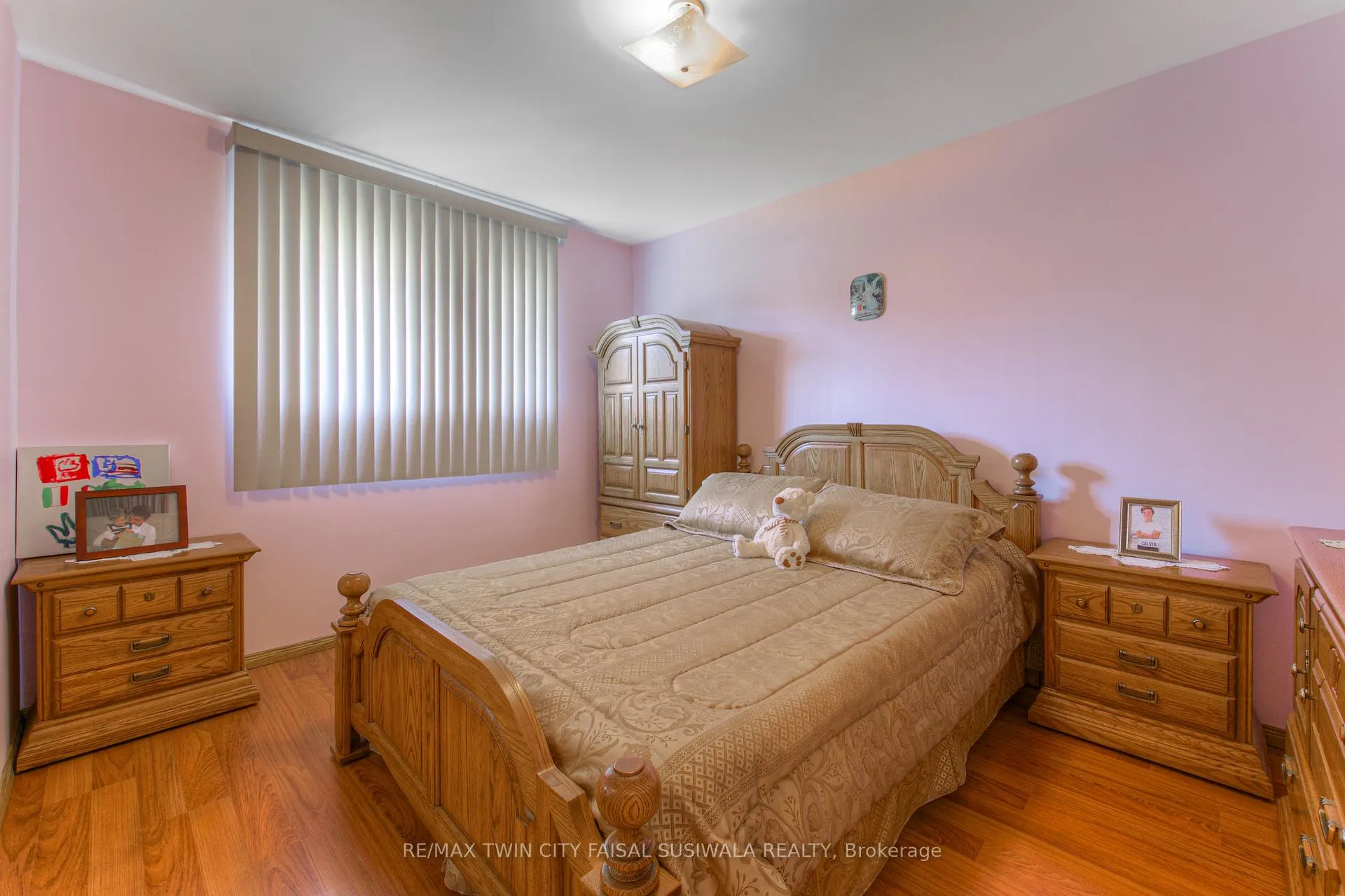 Photo 19 of 1227 Valentine Drive, Cambridge, Lang's Farm — HOMEH