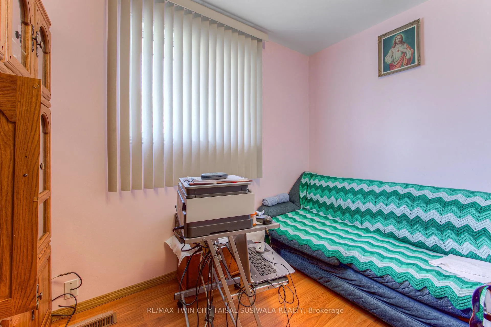 Photo 21 of 1227 Valentine Drive, Cambridge, Lang's Farm — HOMEH