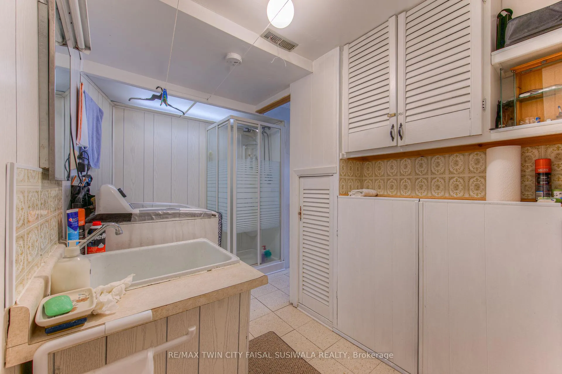 Photo 29 of 1227 Valentine Drive, Cambridge, Lang's Farm — HOMEH