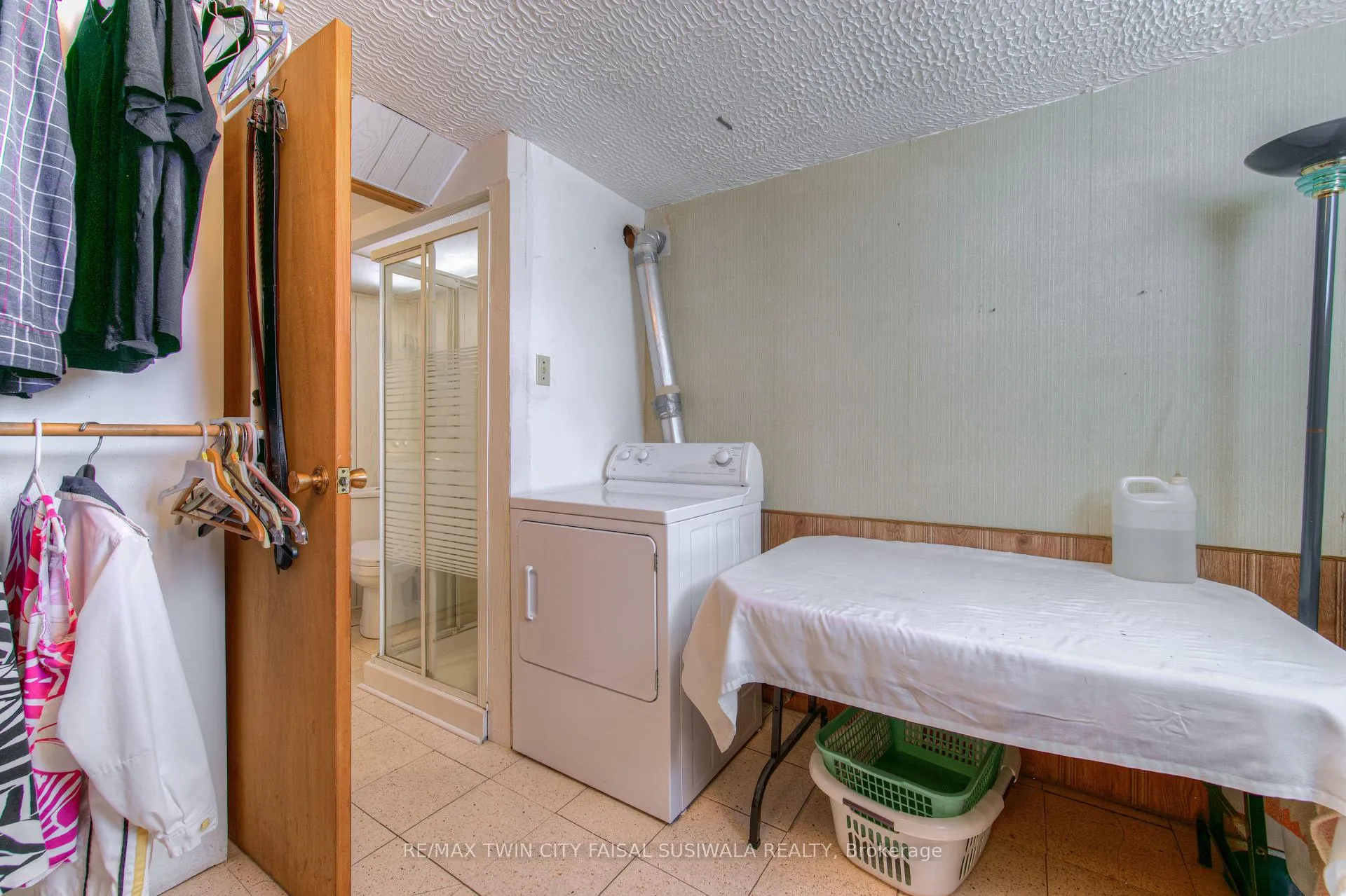 Photo 31 of 1227 Valentine Drive, Cambridge, Lang's Farm — HOMEH