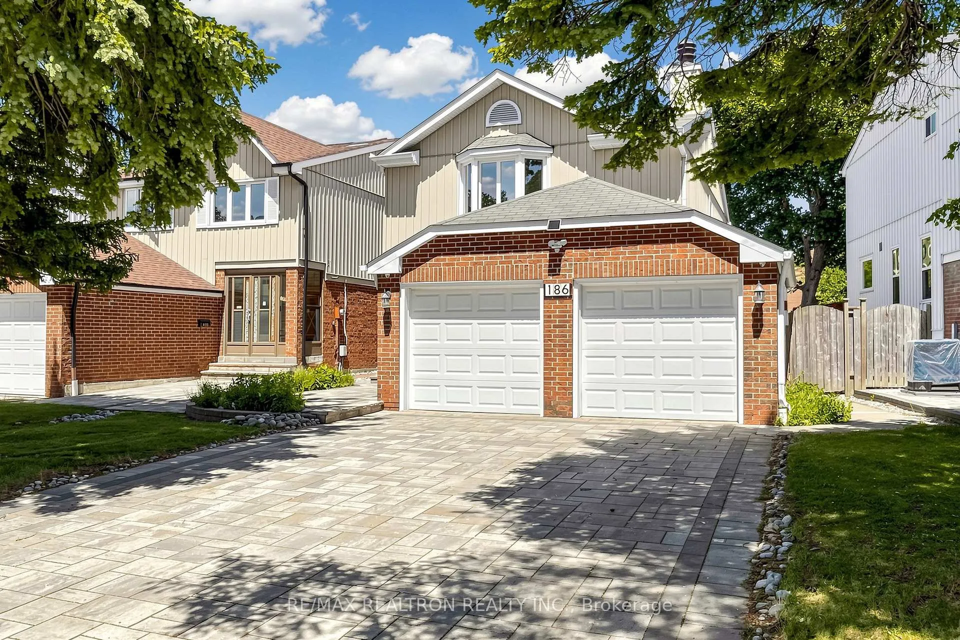 Photo 3 of 186 Wintermute Boulevard, Scarborough, Steeles — HOMEH