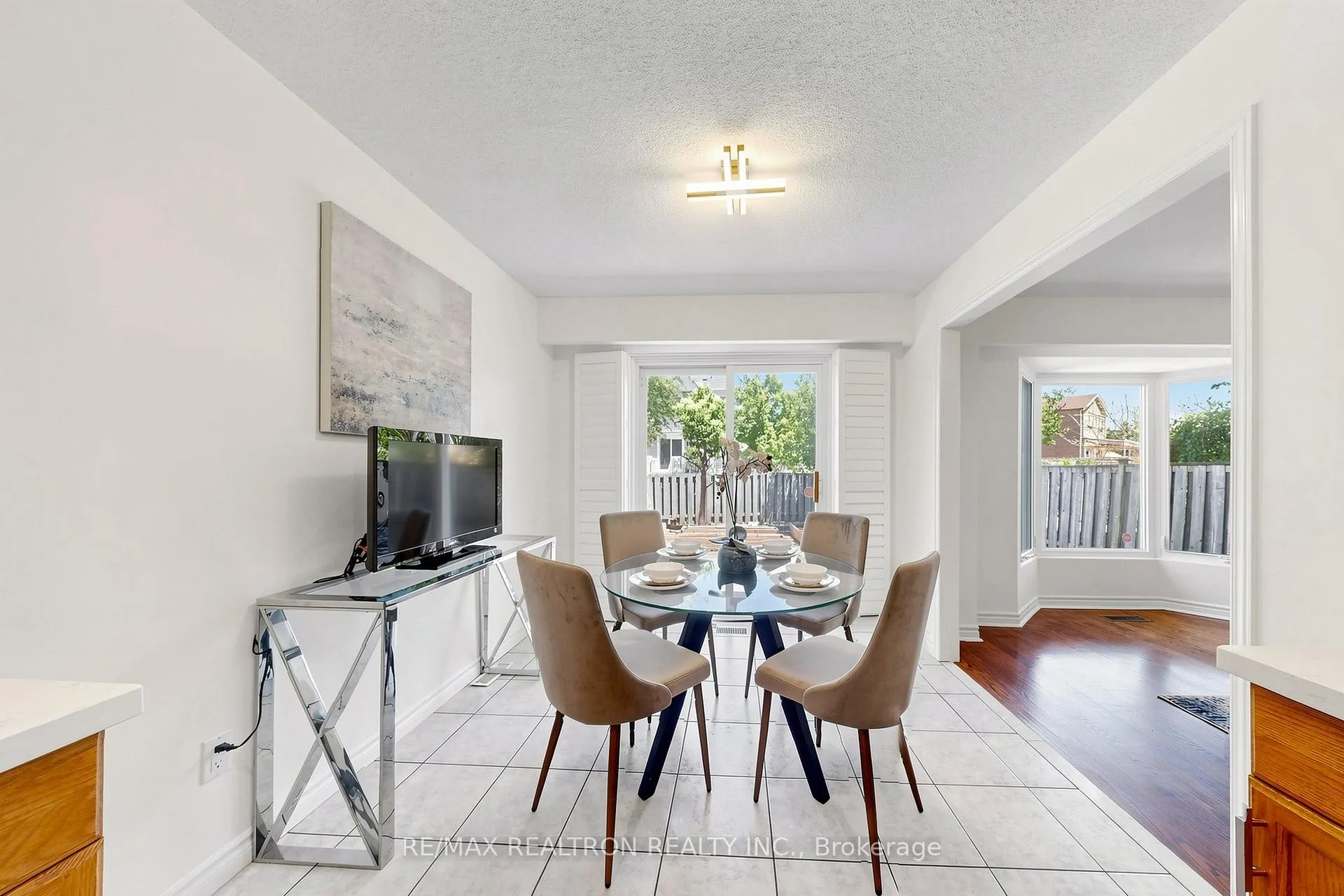 Photo 22 of 186 Wintermute Boulevard, Scarborough, Steeles — HOMEH