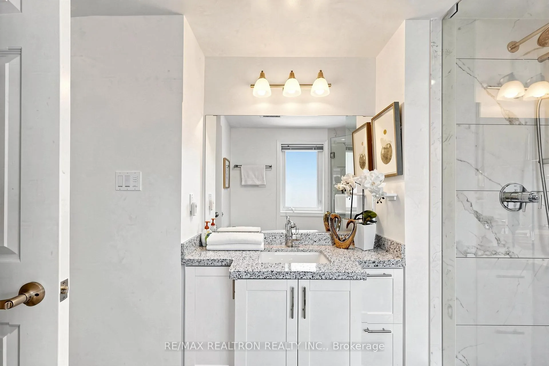 Photo 32 of 186 Wintermute Boulevard, Scarborough, Steeles — HOMEH
