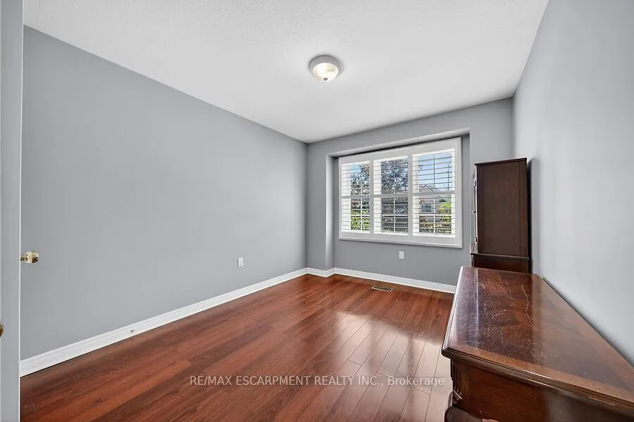 Photo 19 of 354 Highland Road W, Hamilton, Stoney Creek Mountain — HOMEH
