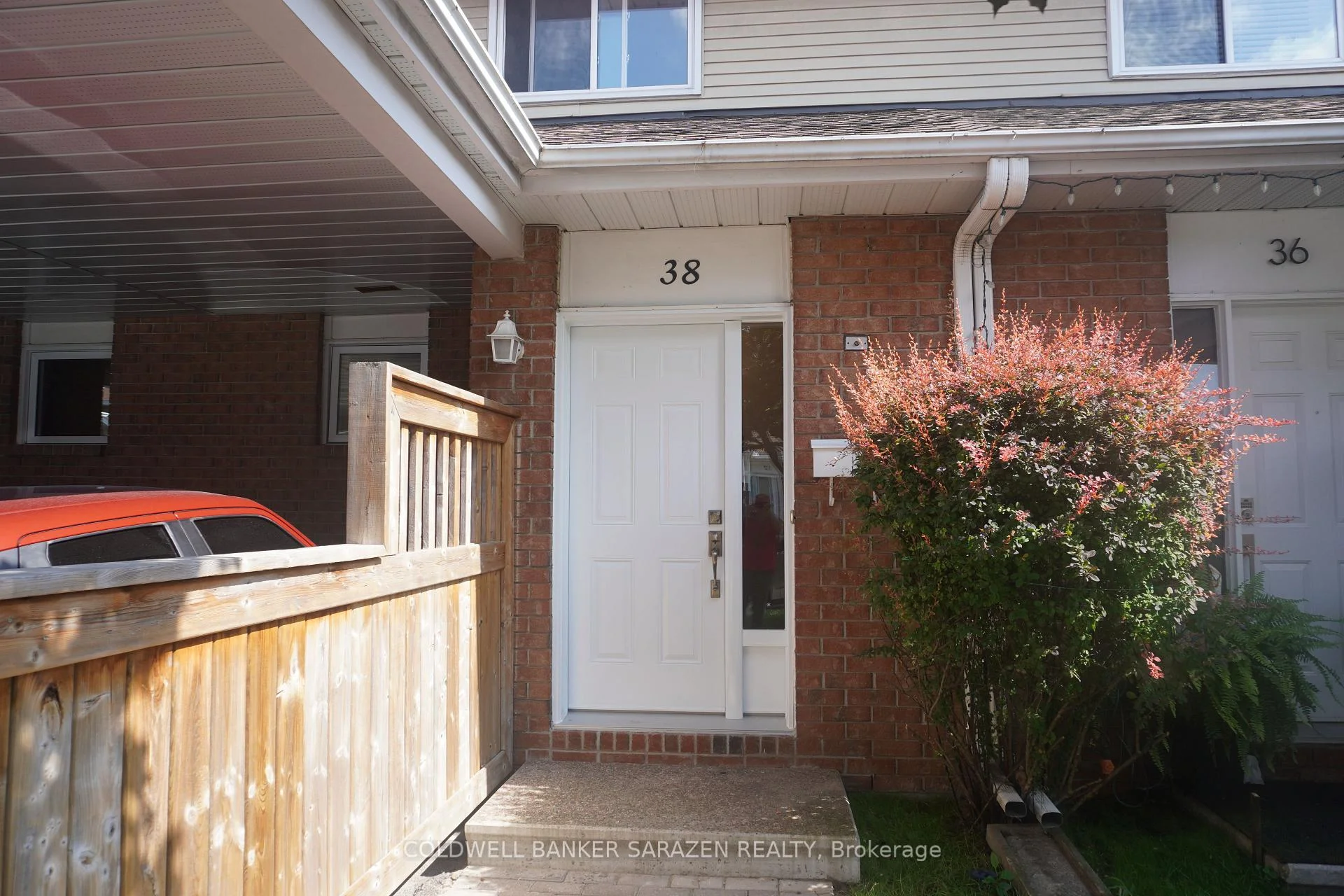 Front of 38 Paddington Private