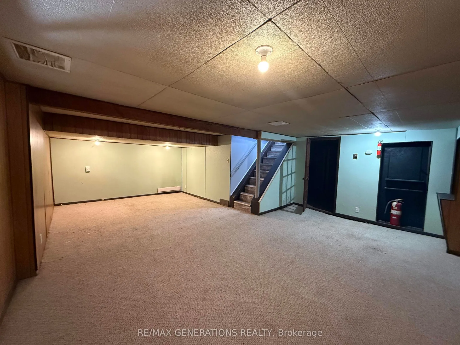 Photo 12 of 369 Cumberland Street, Thunder Bay, Court / Cumberland — HOMEH