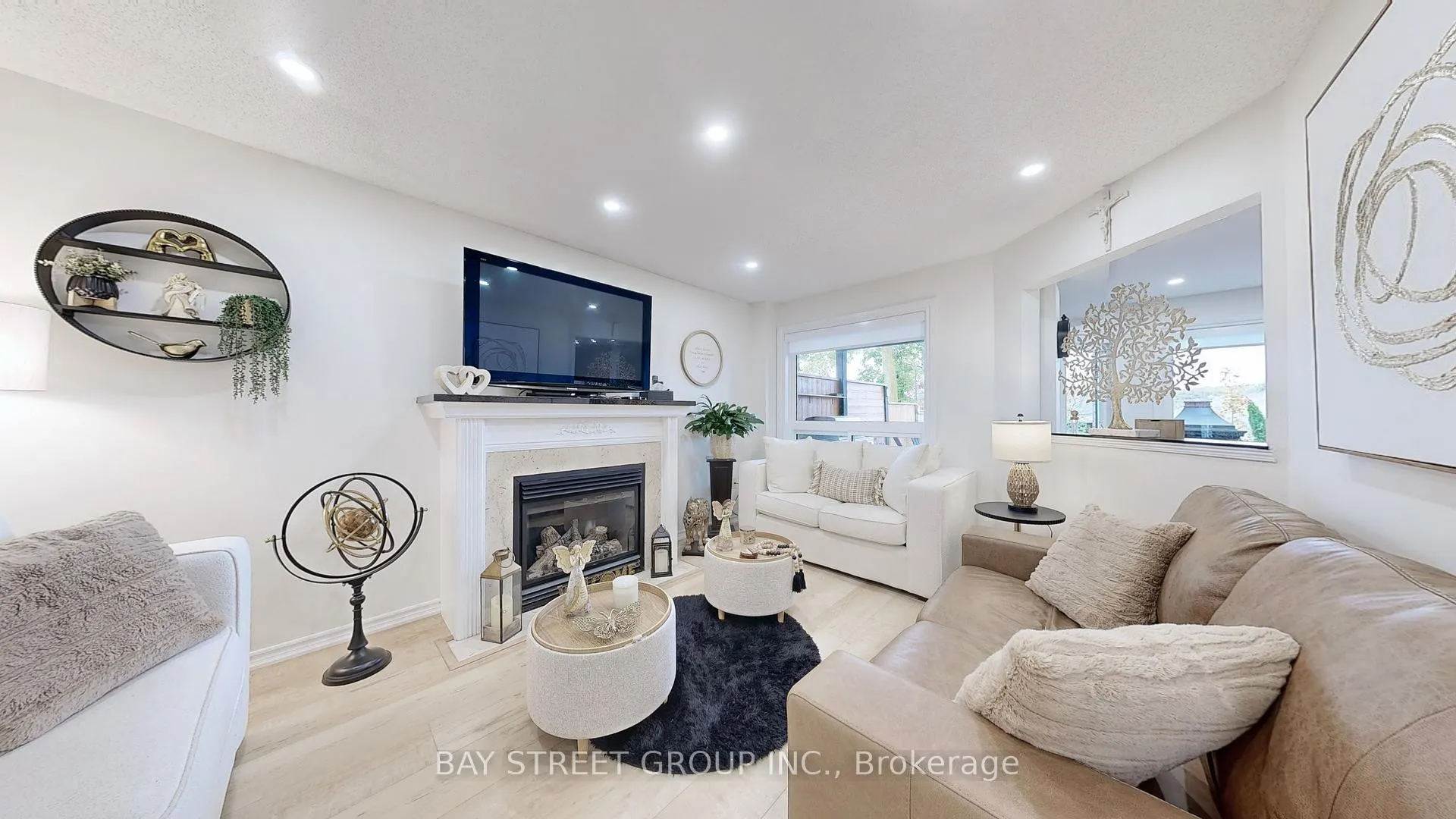 Photo 8 of 53 Priscilla's Place, Barrie, Painswick South — HOMEH