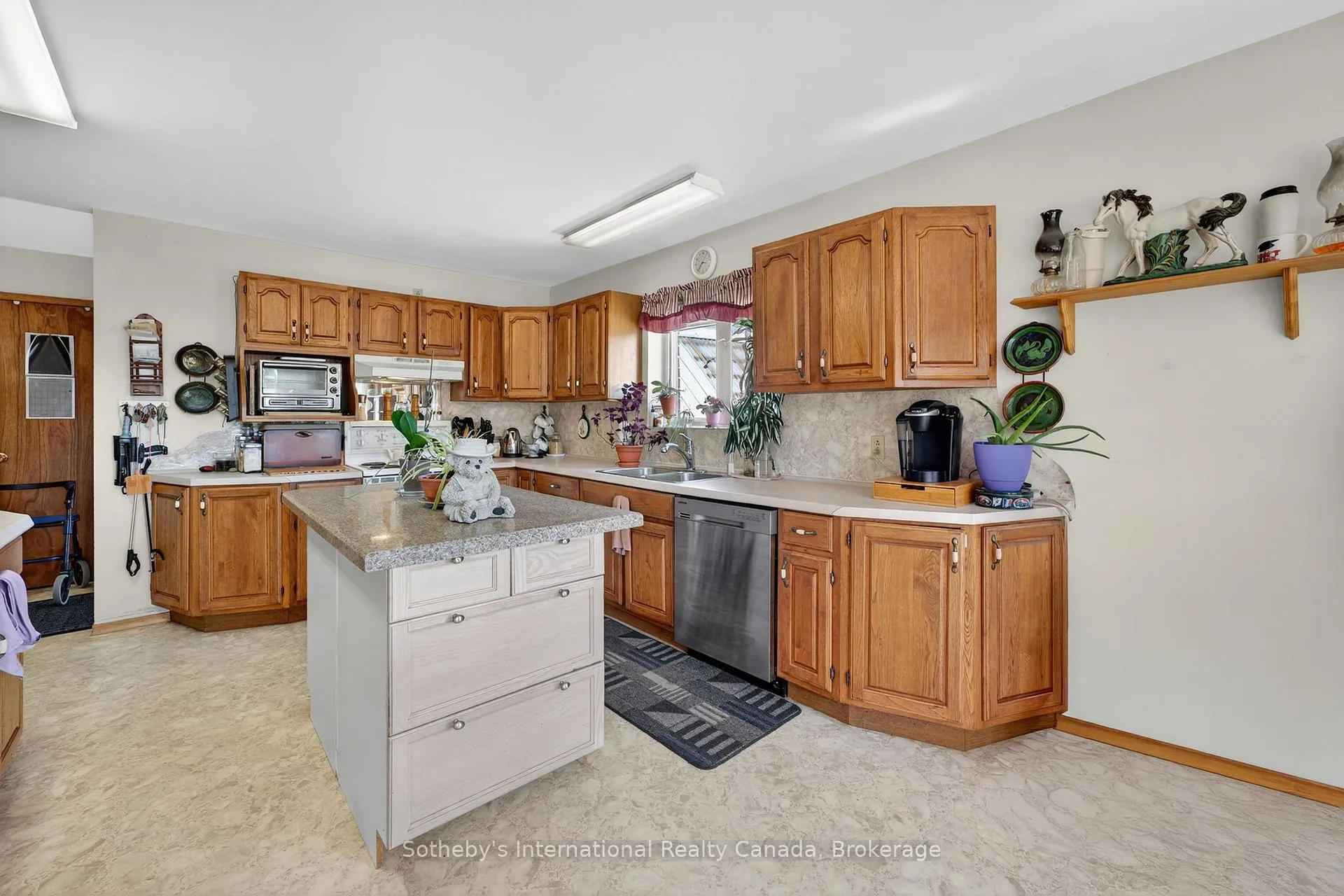 Photo 8 of 122 McFadden Line, Powassan, Trout Creek — HOMEH