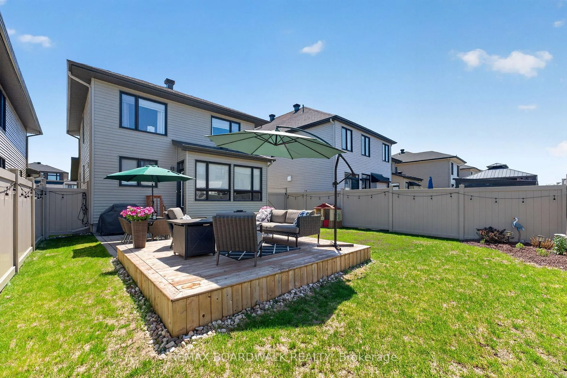 Photo 41 of 38 Thunderbolt Street, Ottawa, Kanata - Emerald Meadows/Trailwest — HOMEH