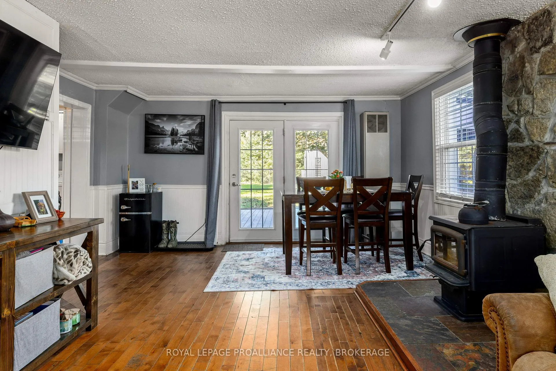 Photo 8 of 6045 Verona Street, Frontenac, Frontenac South — HOMEH