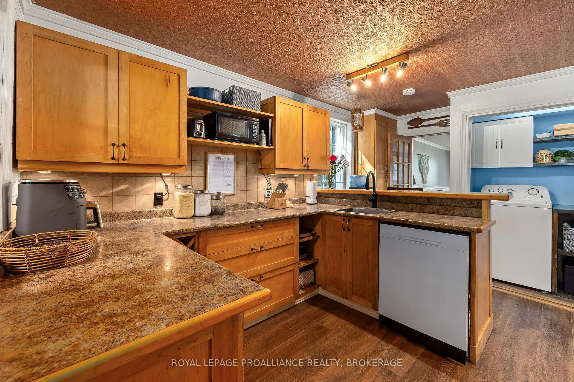 Photo 14 of 6045 Verona Street, Frontenac, Frontenac South — HOMEH