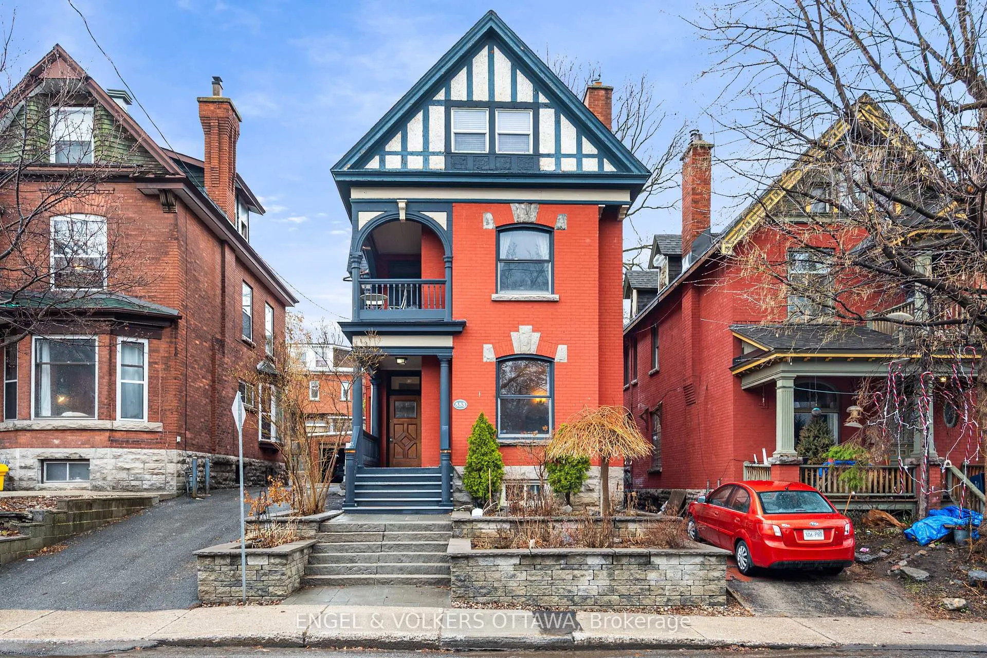 Photo 1 of 553 Gilmour Street, Ottawa, Ottawa Centre — HOMEH
