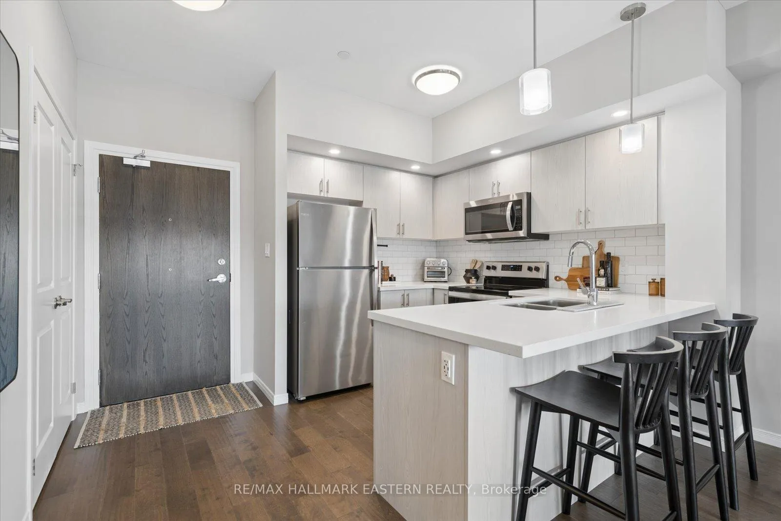 Photo 6 of Unit 103, 340 Florence Drive, Peterborough, Monaghan Ward 2 — HOMEH