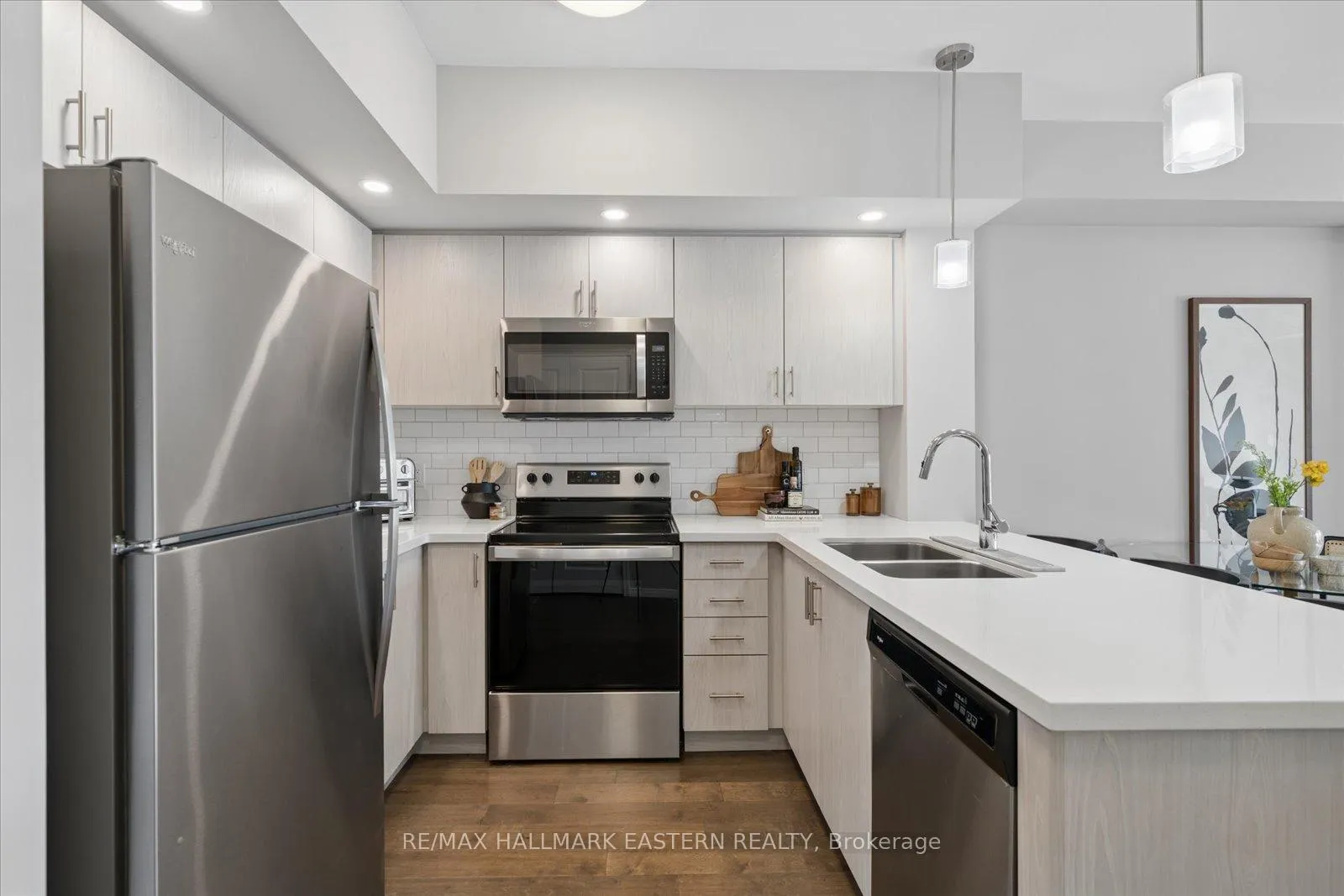 Photo 8 of Unit 103, 340 Florence Drive, Peterborough, Monaghan Ward 2 — HOMEH
