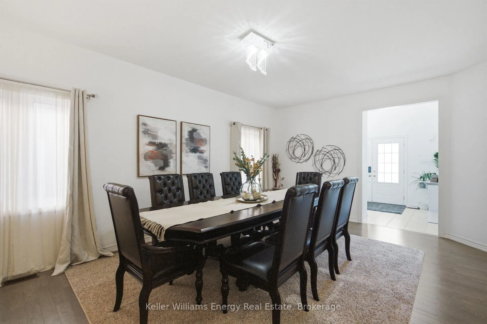 Photo 6 of 223 Lyle Drive, Clarington, Bowmanville — HOMEH