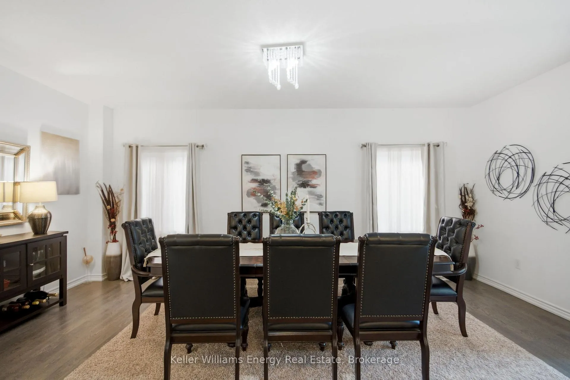 Photo 7 of 223 Lyle Drive, Clarington, Bowmanville — HOMEH