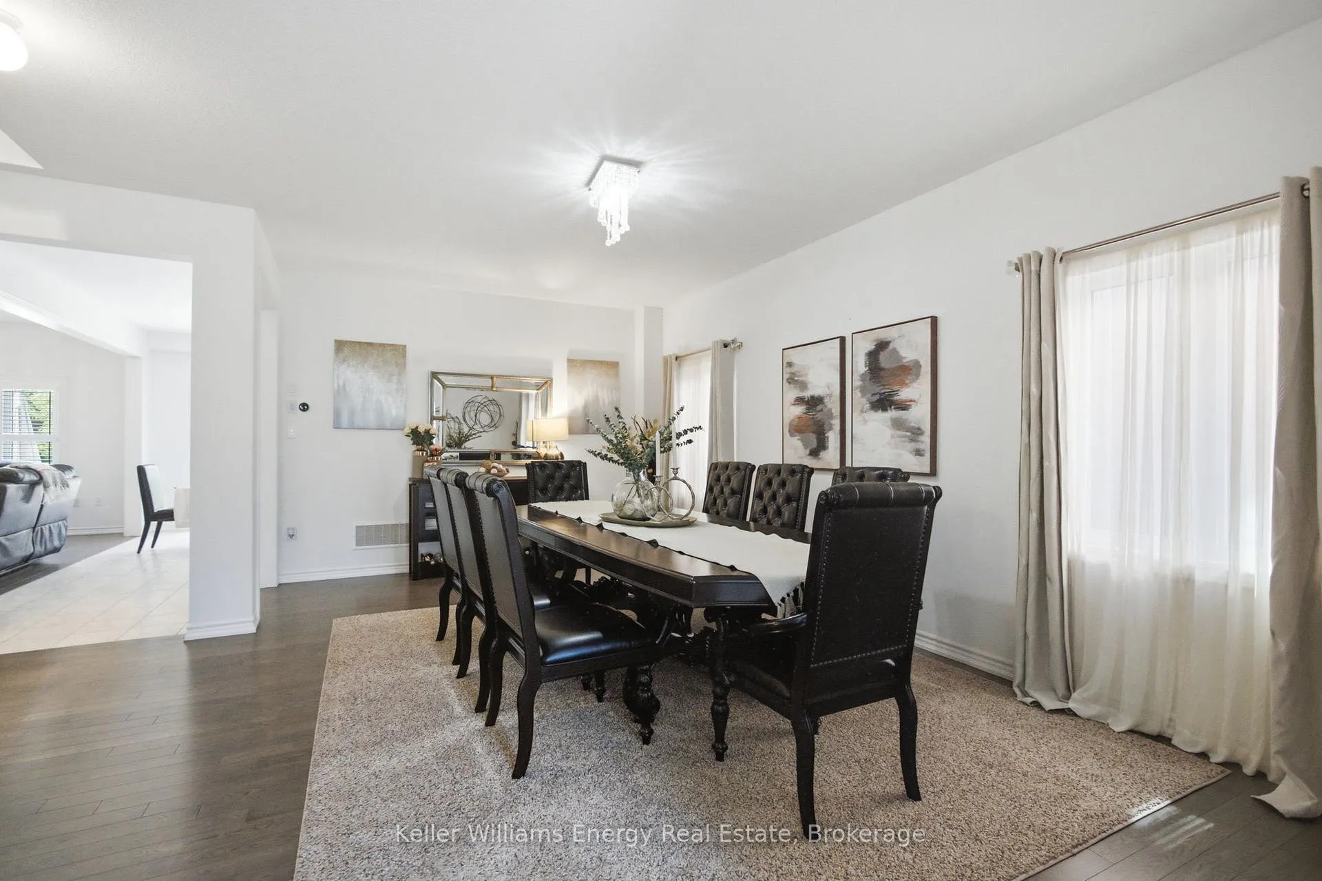Photo 8 of 223 Lyle Drive, Clarington, Bowmanville — HOMEH