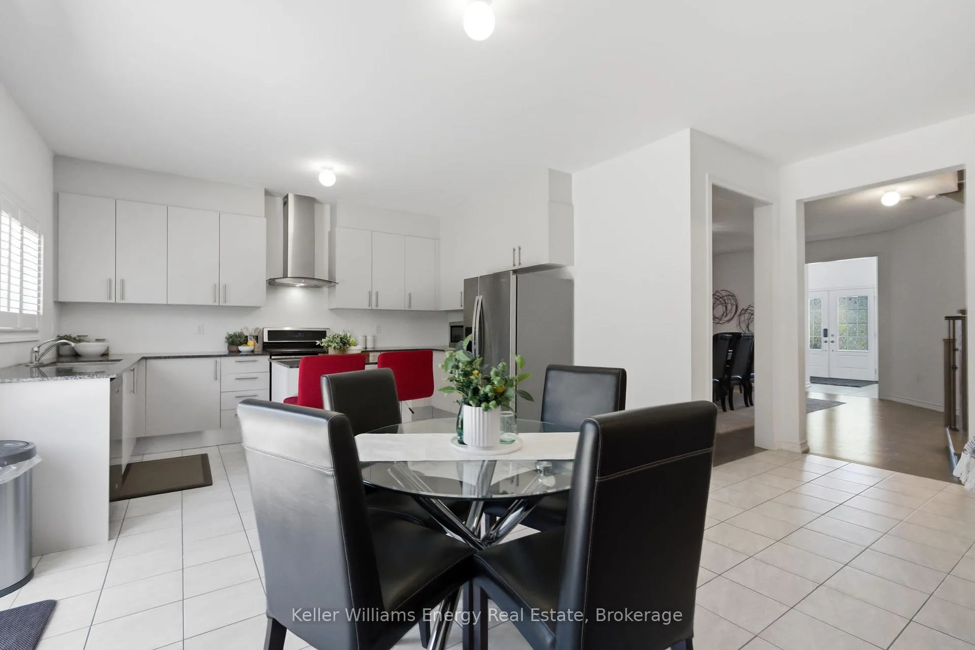 Photo 12 of 223 Lyle Drive, Clarington, Bowmanville — HOMEH