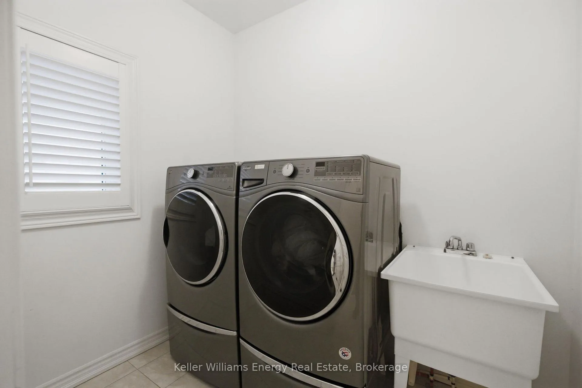 Photo 16 of 223 Lyle Drive, Clarington, Bowmanville — HOMEH