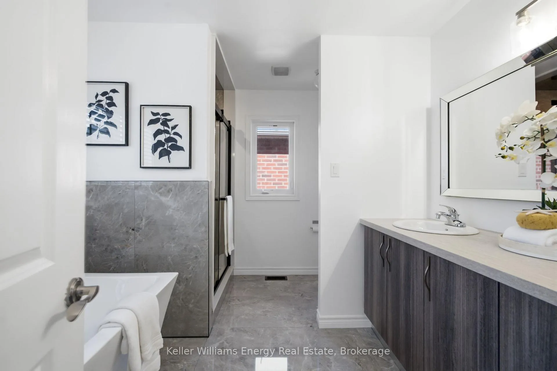 Photo 23 of 223 Lyle Drive, Clarington, Bowmanville — HOMEH