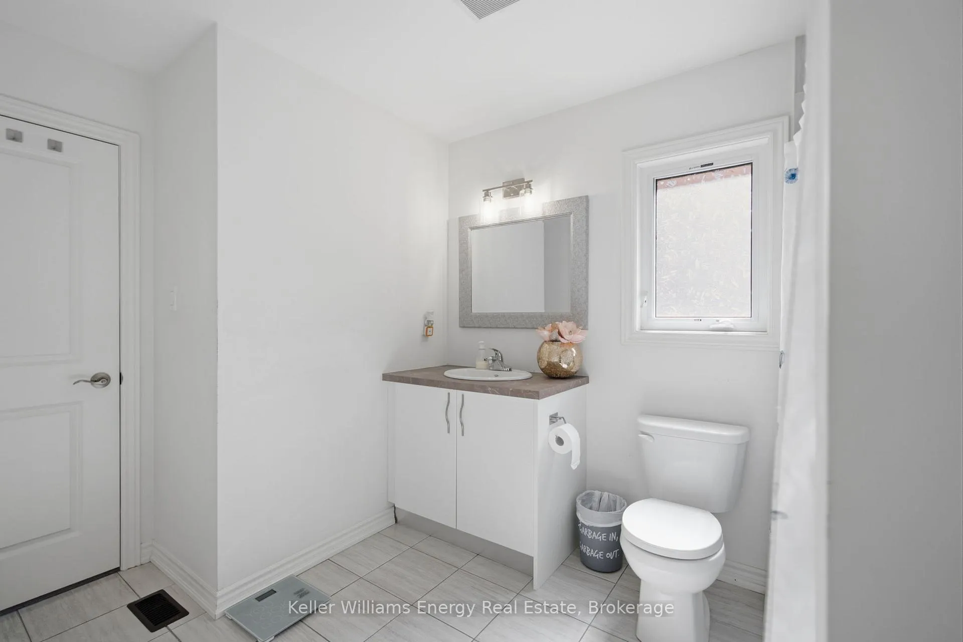 Photo 30 of 223 Lyle Drive, Clarington, Bowmanville — HOMEH