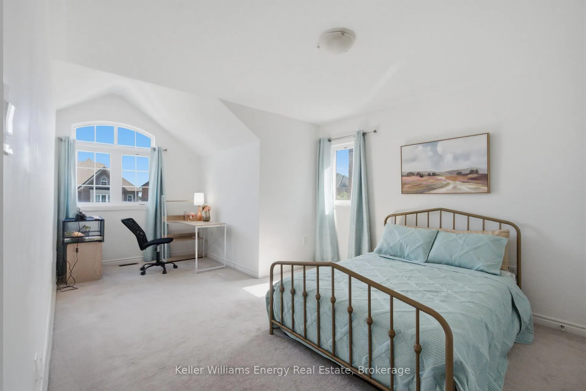 Photo 31 of 223 Lyle Drive, Clarington, Bowmanville — HOMEH