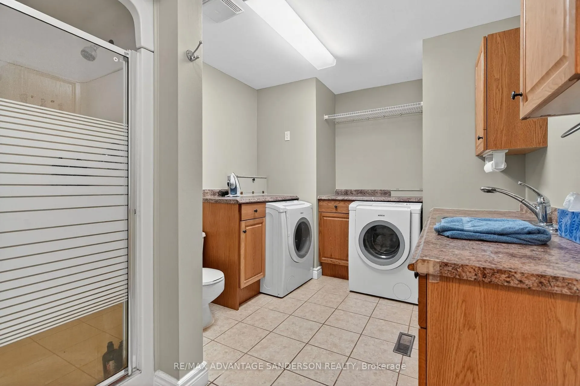 Photo 31 of 109 Salisbury Drive, Middlesex Centre, Birr — HOMEH