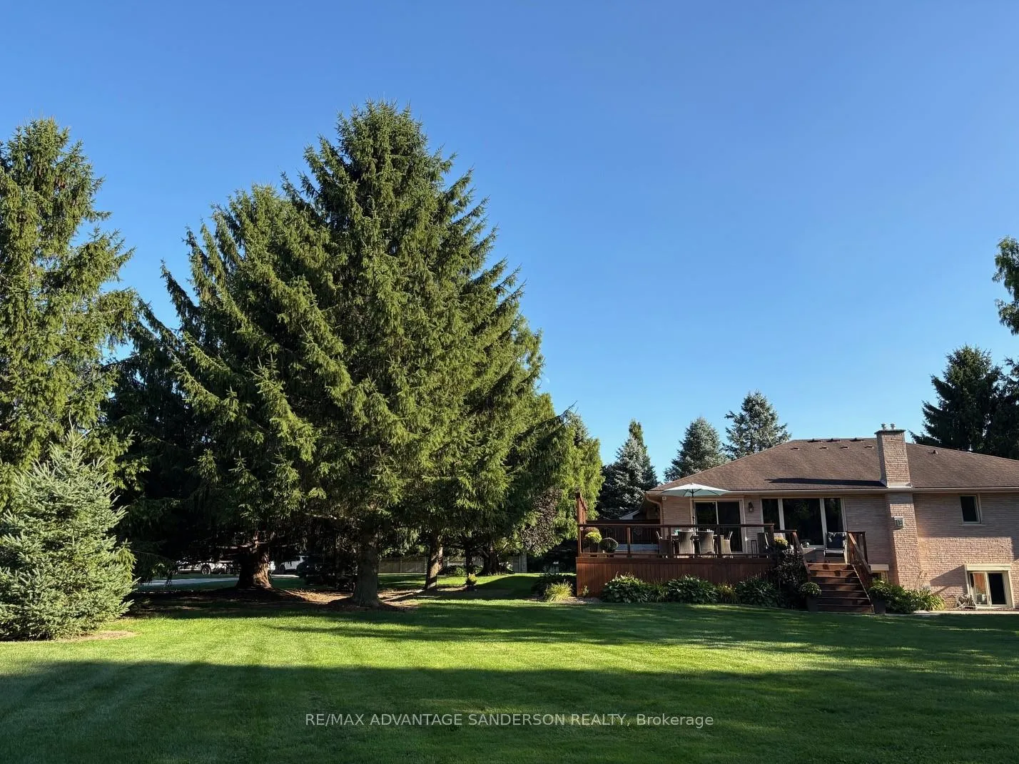 Photo 47 of 109 Salisbury Drive, Middlesex Centre, Birr — HOMEH