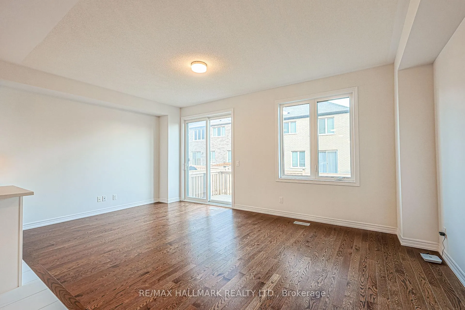 Photo 7 of 43 Seedling Crescent, Markham, Rural Markham — HOMEH