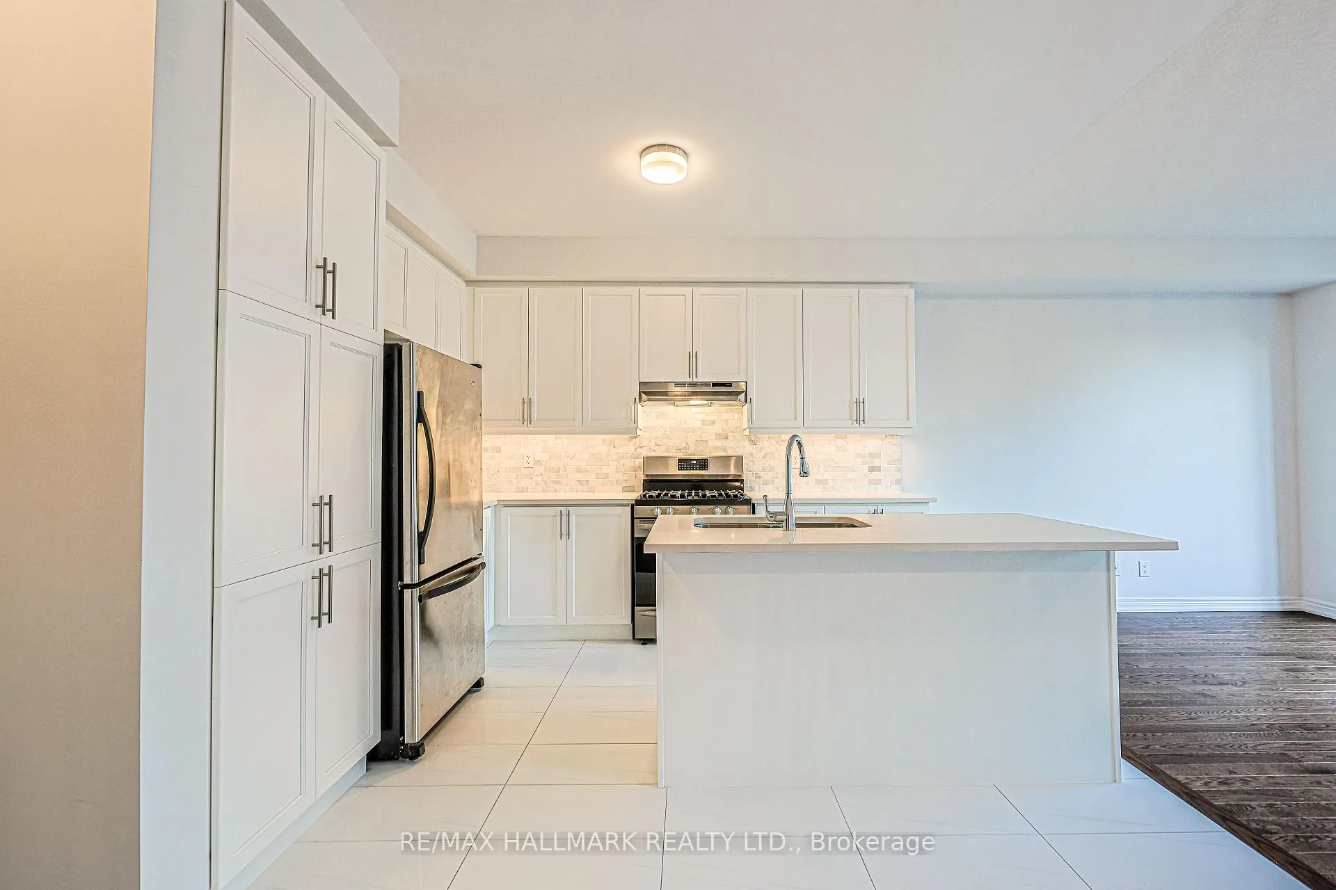 Photo 13 of 43 Seedling Crescent, Markham, Rural Markham — HOMEH