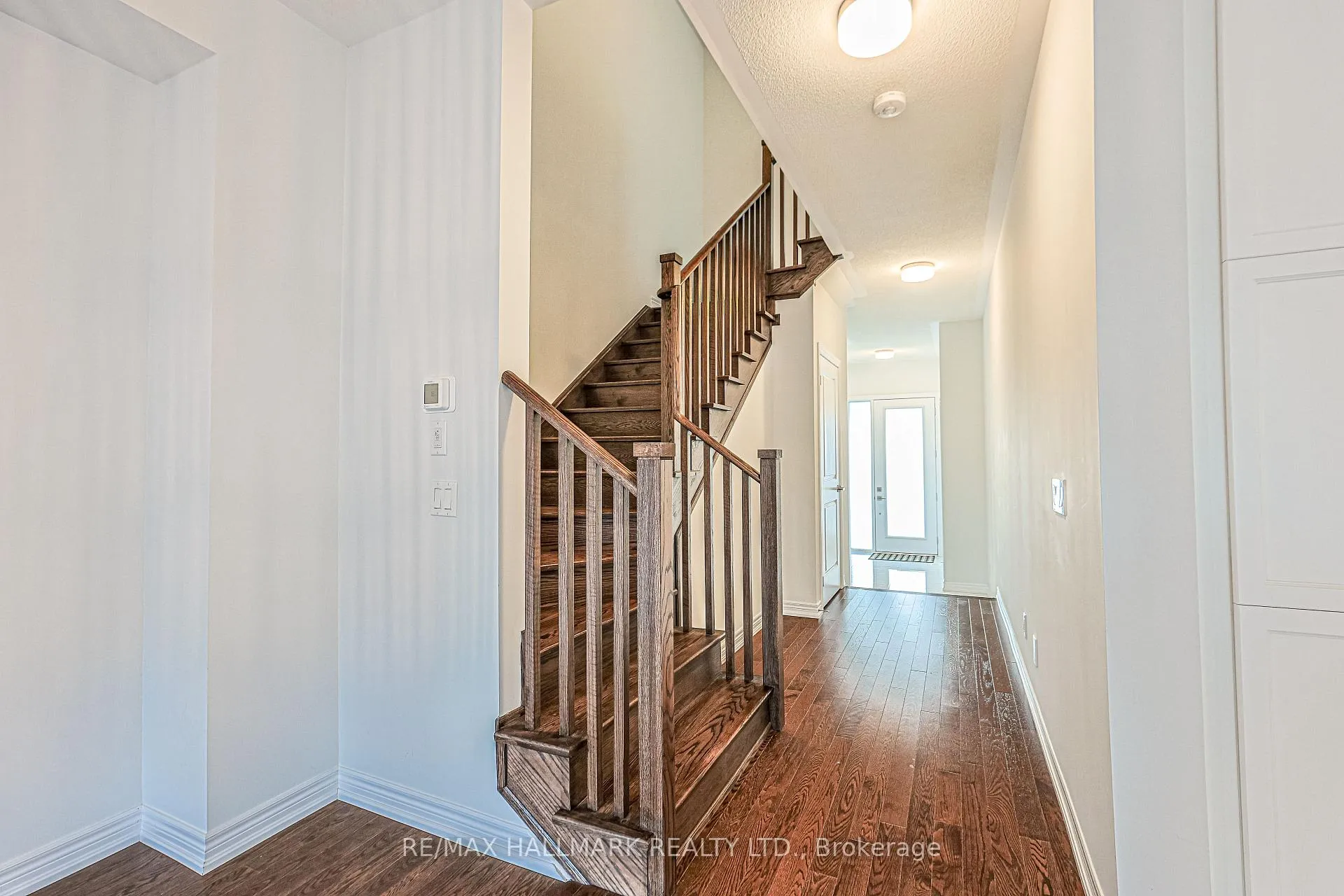 Photo 14 of 43 Seedling Crescent, Markham, Rural Markham — HOMEH