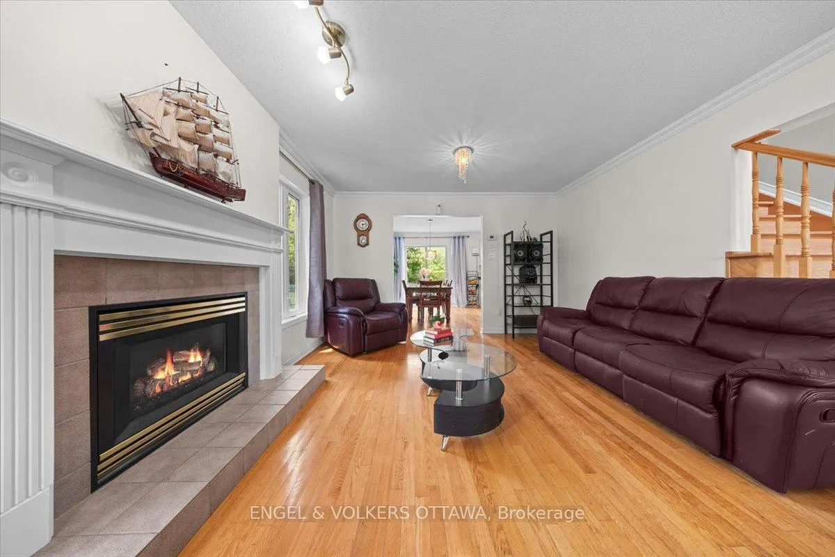 Photo 4 of 34 Percy Street, Casselman — HOMEH
