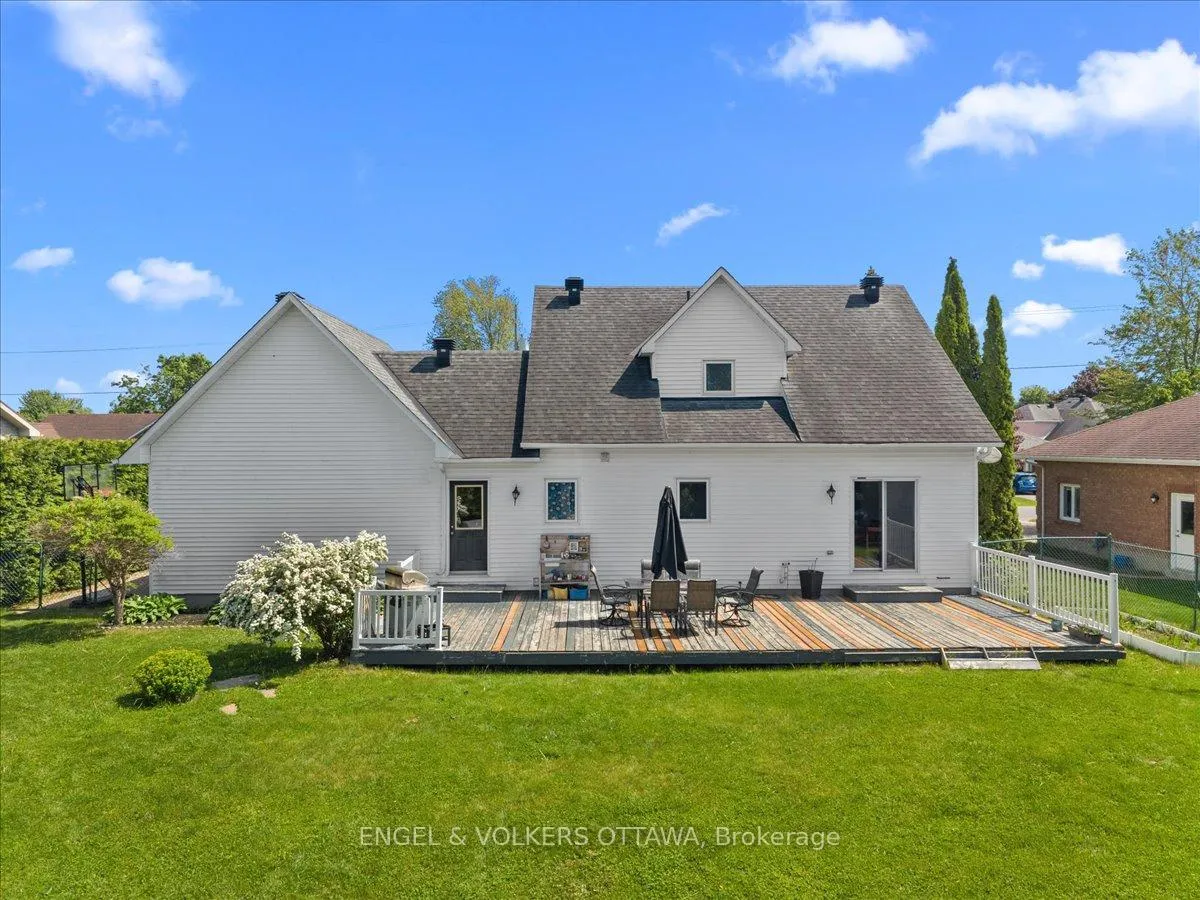 Photo 31 of 34 Percy Street, Casselman — HOMEH
