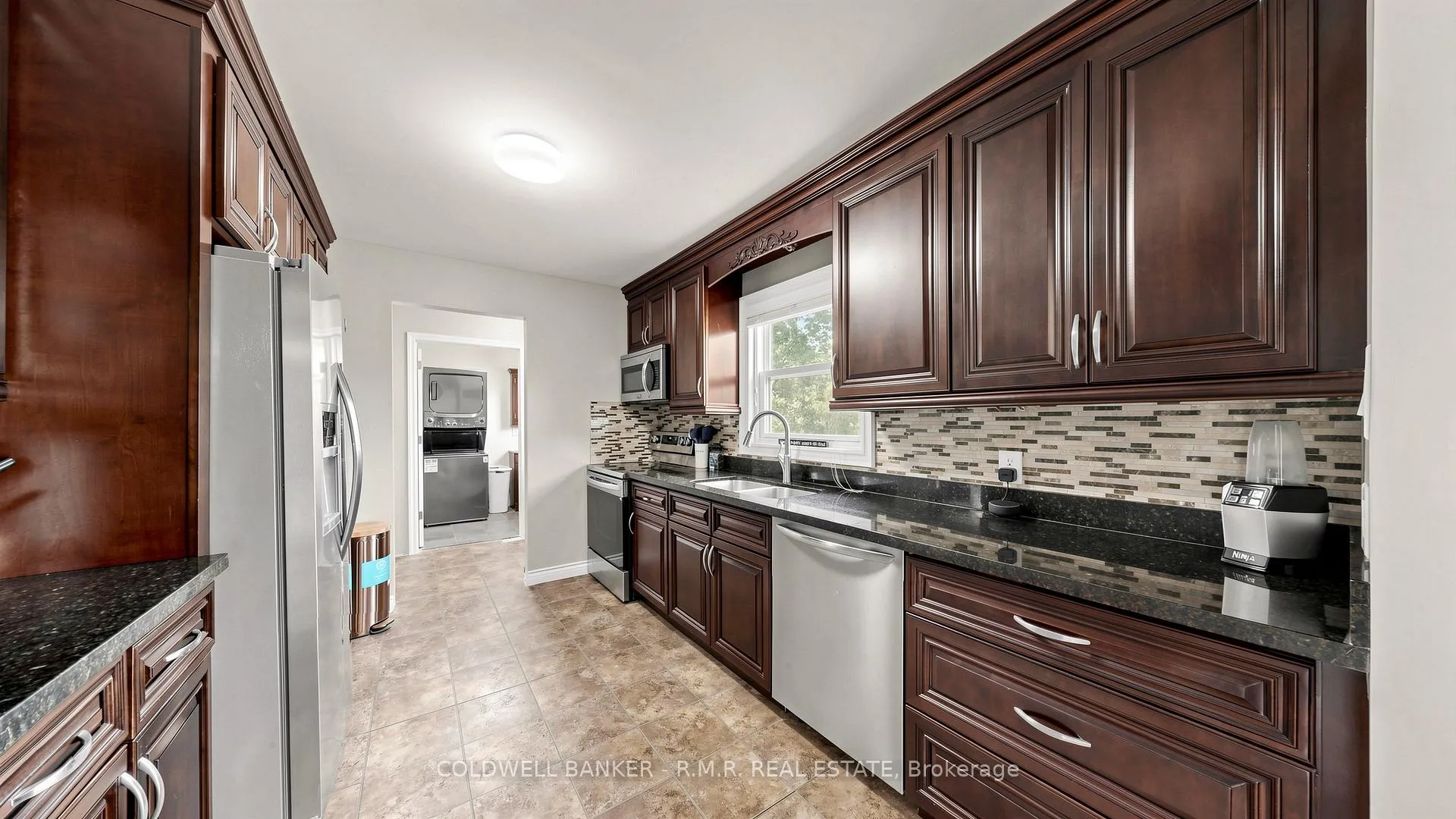Photo 20 of 98 Metro Road S, Georgina, Keswick North — HOMEH