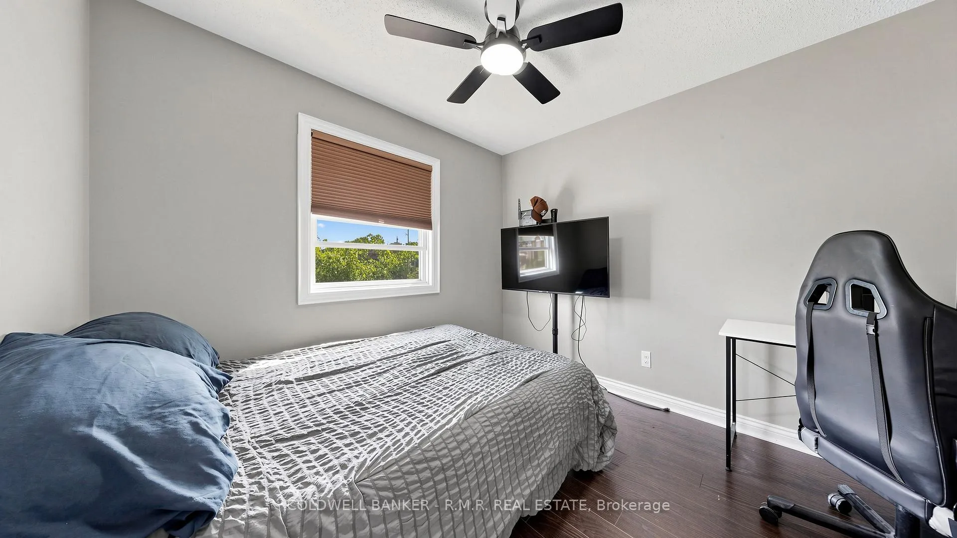 Photo 34 of 98 Metro Road S, Georgina, Keswick North — HOMEH