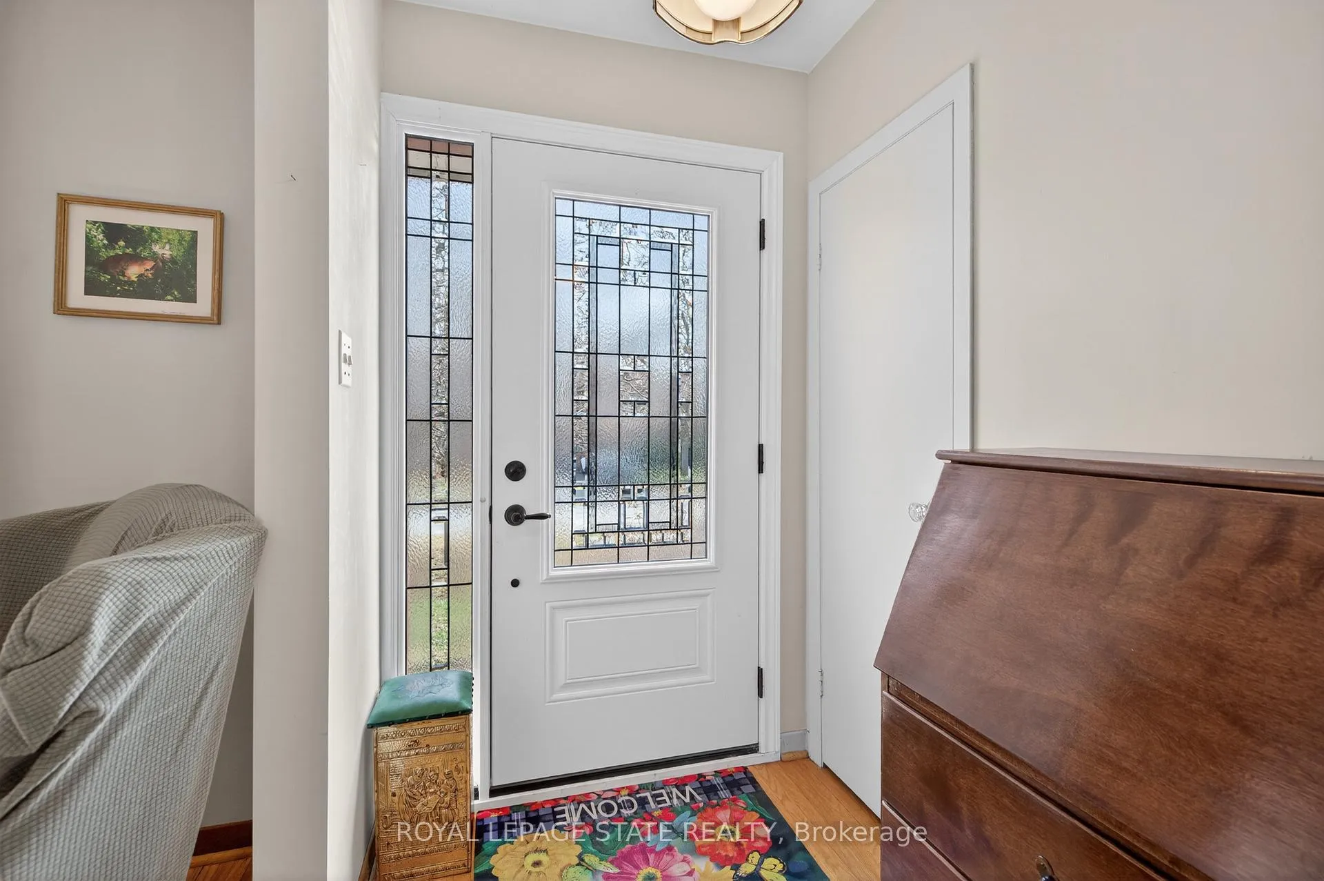 Photo 3 of 34 Helen Street, Hamilton, Dundas — HOMEH