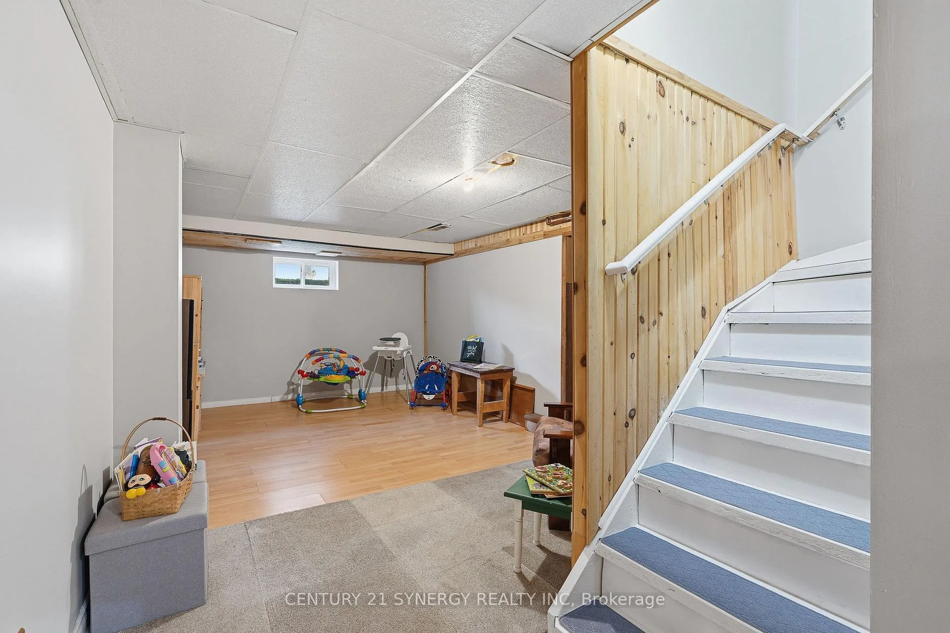 Photo 24 of 1324 Avenue O, Ottawa, Eastway Gardens/Industrial Park — HOMEH