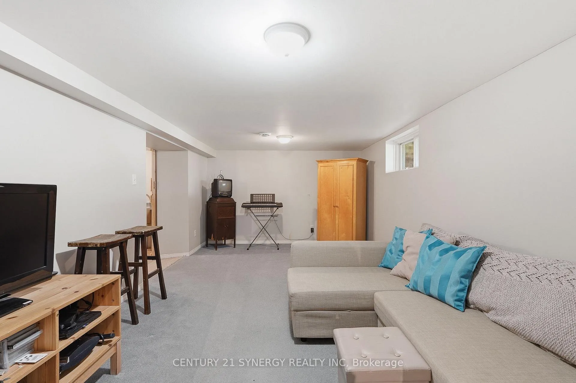 Photo 26 of 1324 Avenue O, Ottawa, Eastway Gardens/Industrial Park — HOMEH
