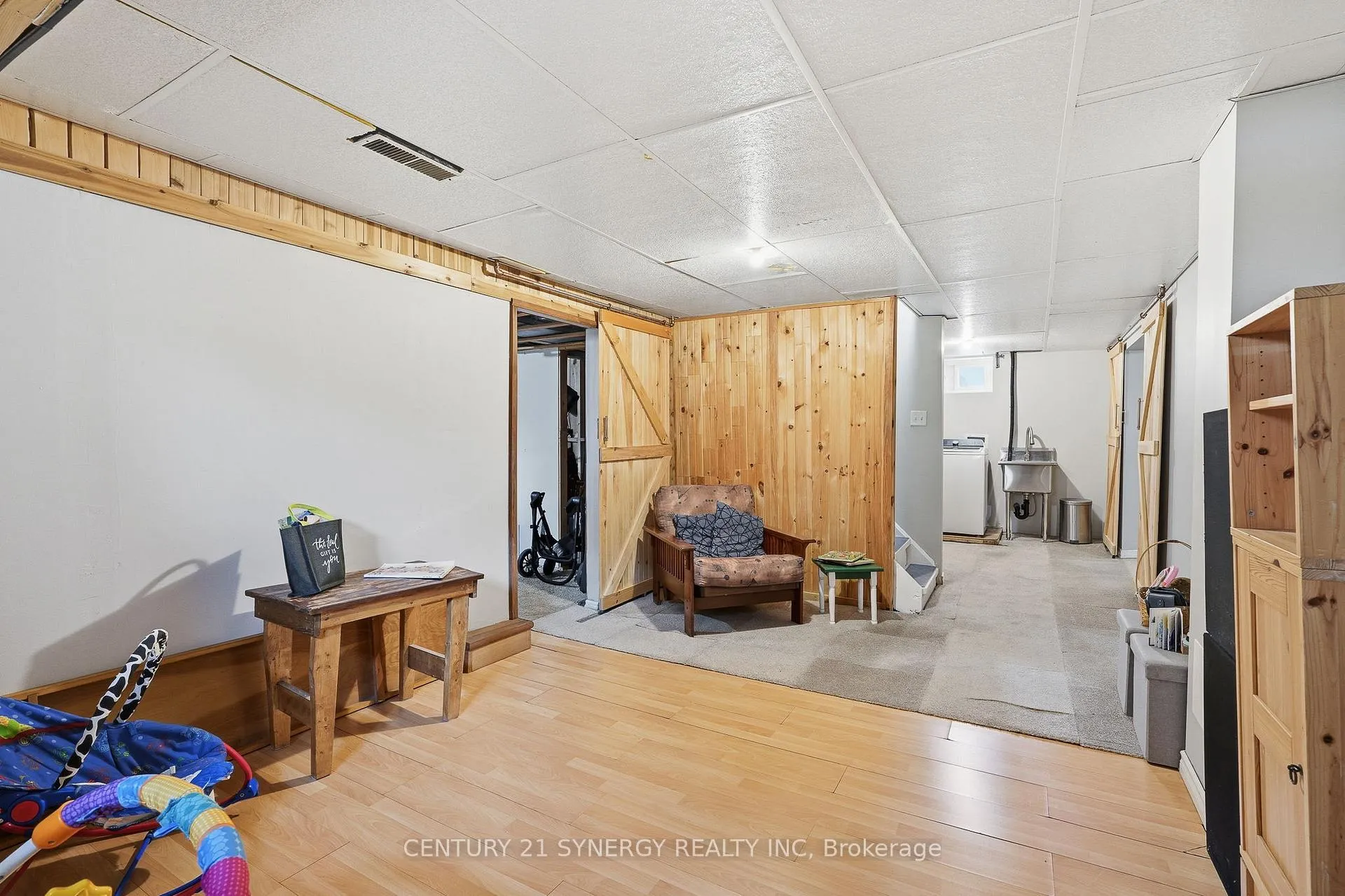 Photo 28 of 1324 Avenue O, Ottawa, Eastway Gardens/Industrial Park — HOMEH