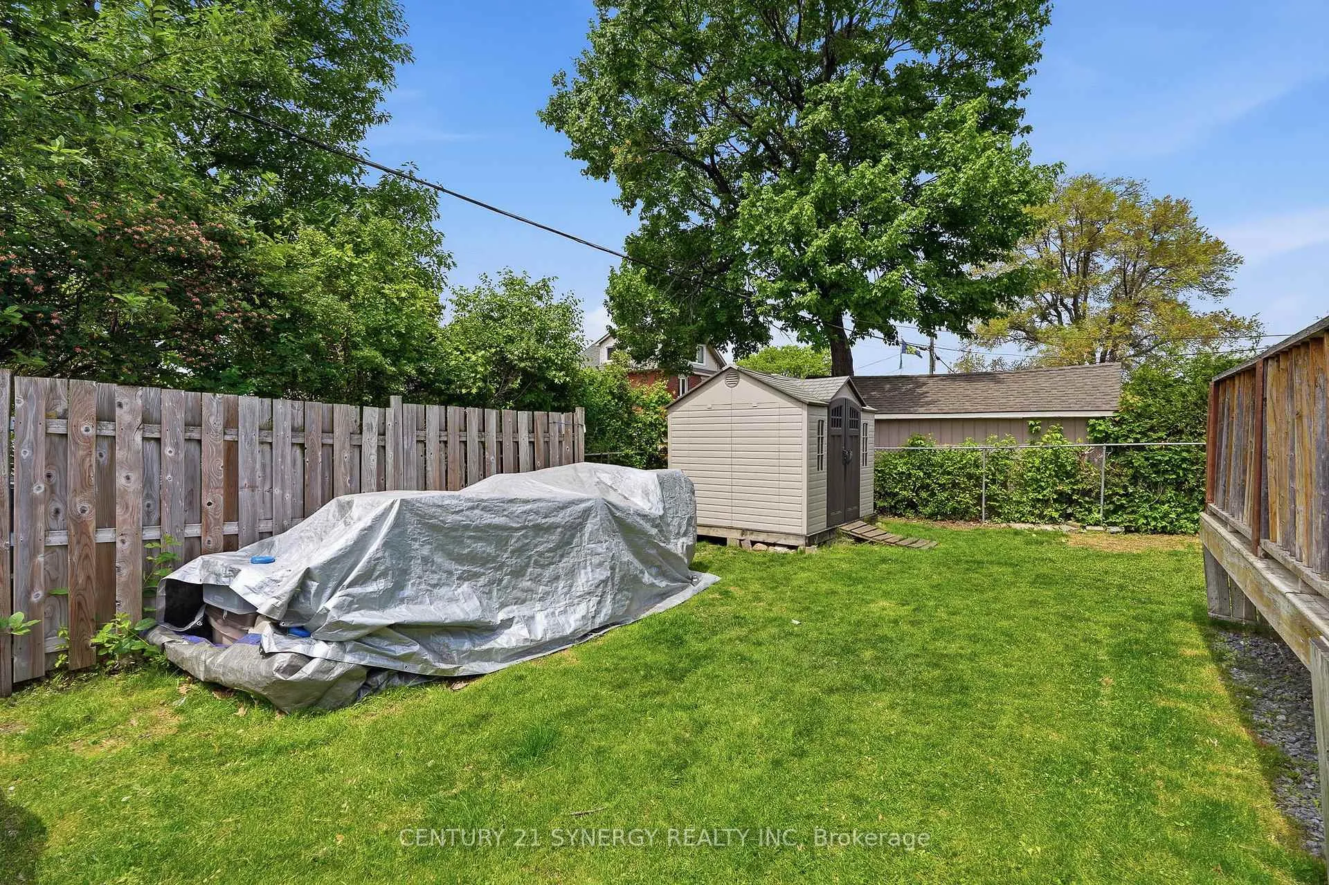 Photo 33 of 1324 Avenue O, Ottawa, Eastway Gardens/Industrial Park — HOMEH