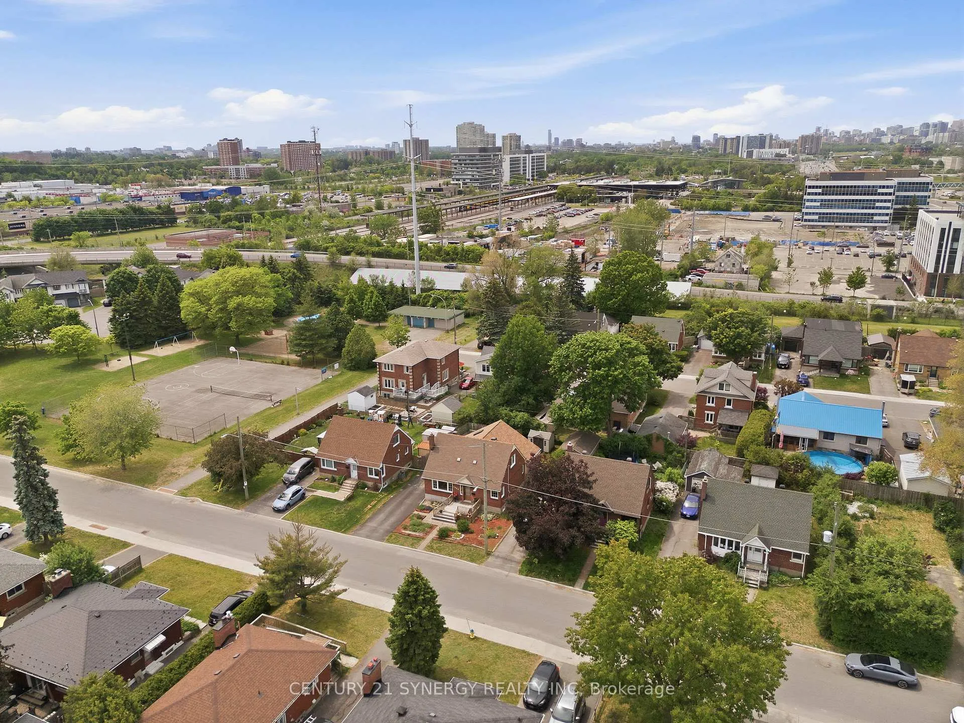 Photo 36 of 1324 Avenue O, Ottawa, Eastway Gardens/Industrial Park — HOMEH