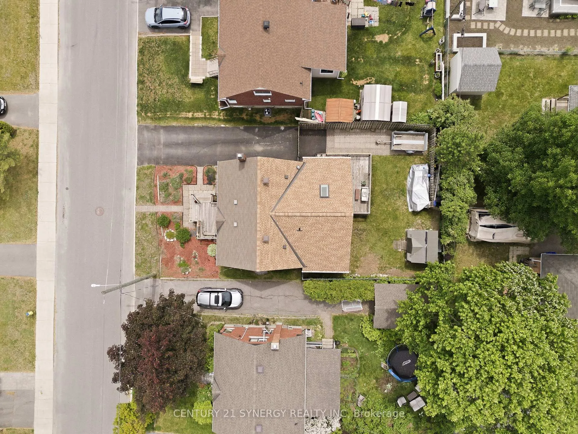 Photo 37 of 1324 Avenue O, Ottawa, Eastway Gardens/Industrial Park — HOMEH