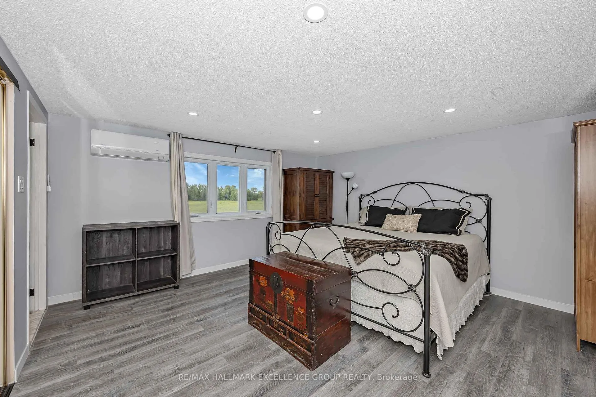 Photo 23 of 844 Principale Street, Casselman — HOMEH