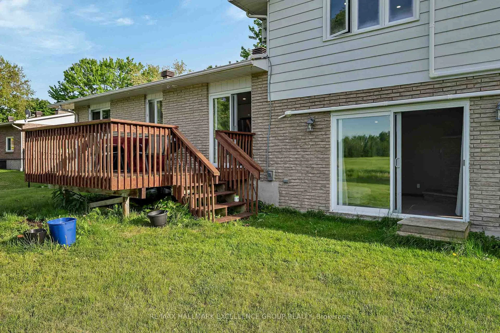 Photo 48 of 844 Principale Street, Casselman — HOMEH