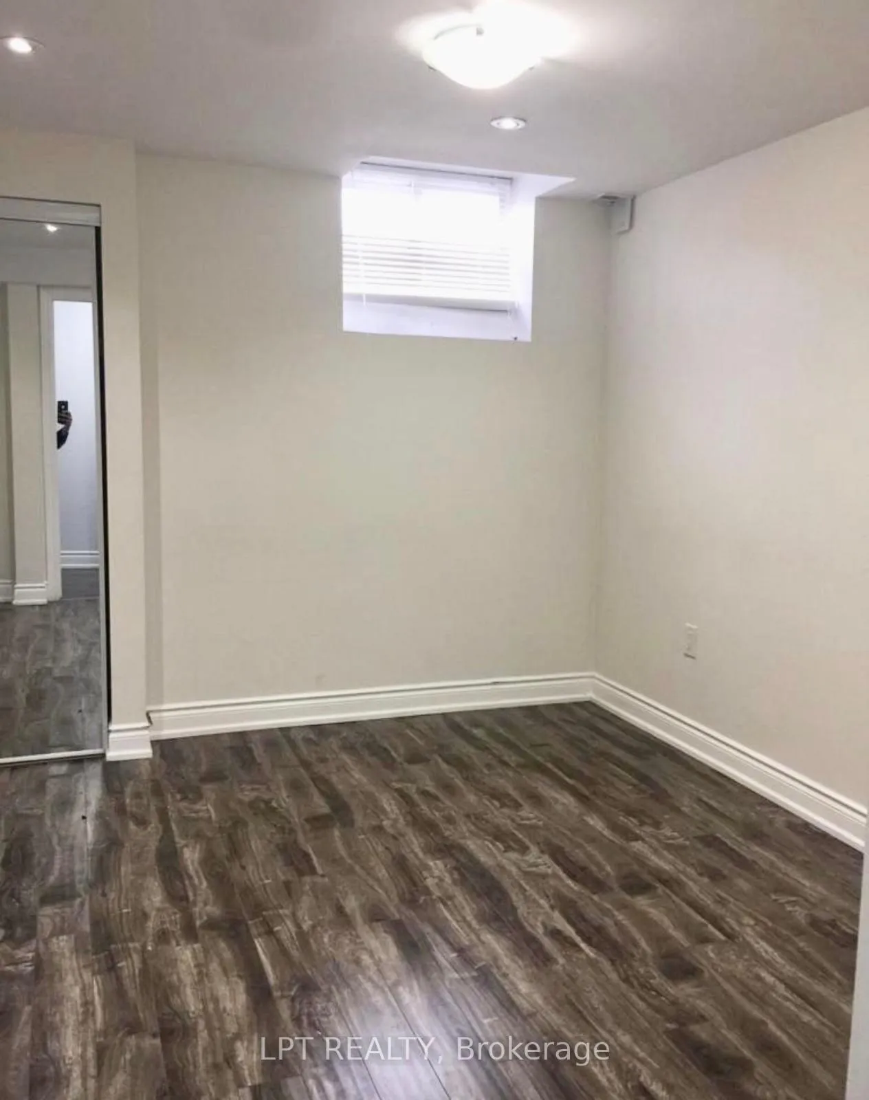 Photo 3 of Unit lower, 87 Maple Valley Street, Brampton, Bram East — HOMEH