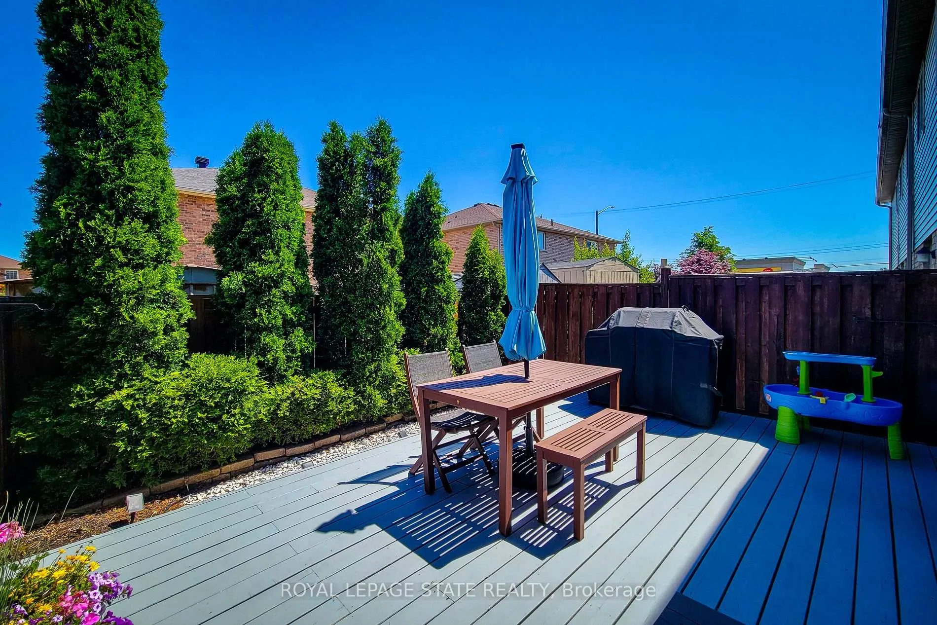 Photo 7 of Unit 4, 615 Rymal Road E, Hamilton, Butler — HOMEH