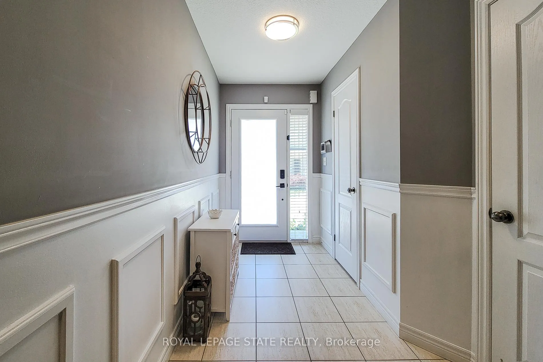 Photo 9 of Unit 4, 615 Rymal Road E, Hamilton, Butler — HOMEH