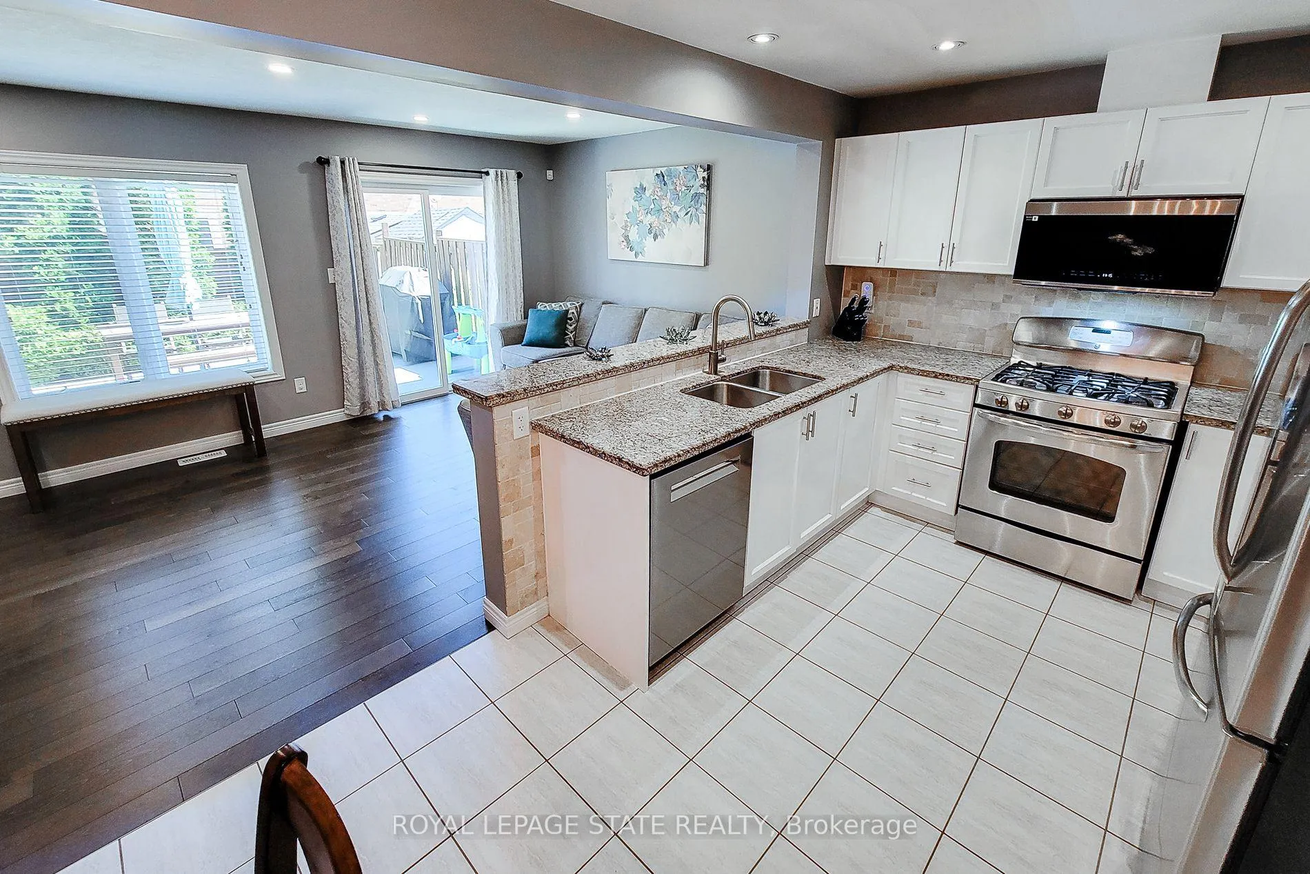 Photo 17 of Unit 4, 615 Rymal Road E, Hamilton, Butler — HOMEH